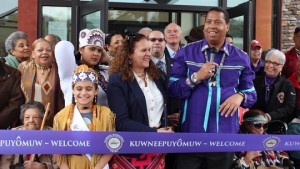 mashpee Wampanoag tribal casino resort opening